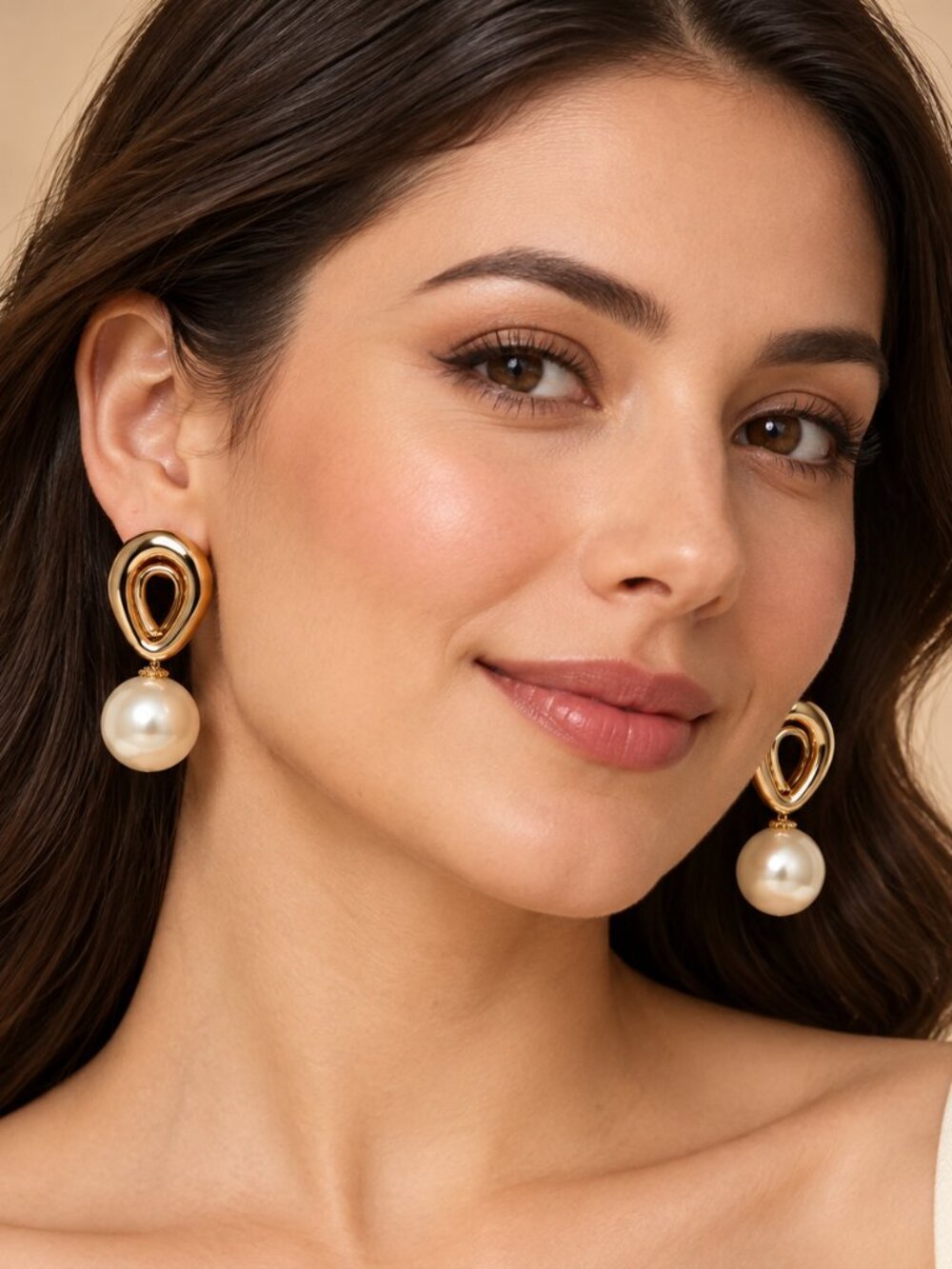 NWT Natura Gold Tone Faux Pearl Drop Earrings
